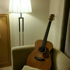 欧美老头插逼使劲怼
